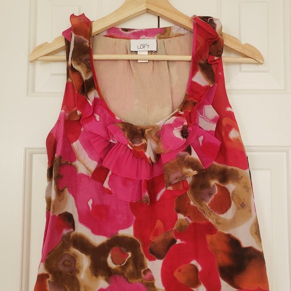 Loft Pink Floral Dress - Size XS - Sleeveless with ruffled neckline - Picture 3 of 9